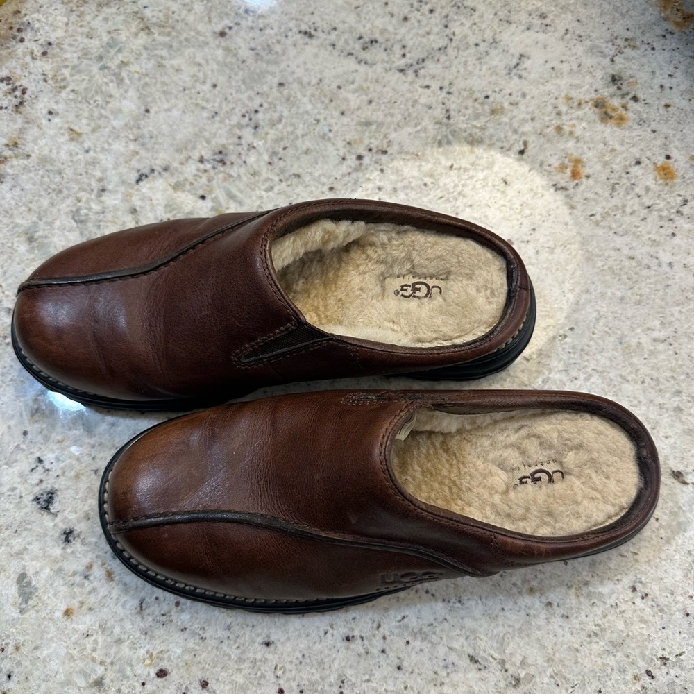 UGG Brown clogs slipper size 8